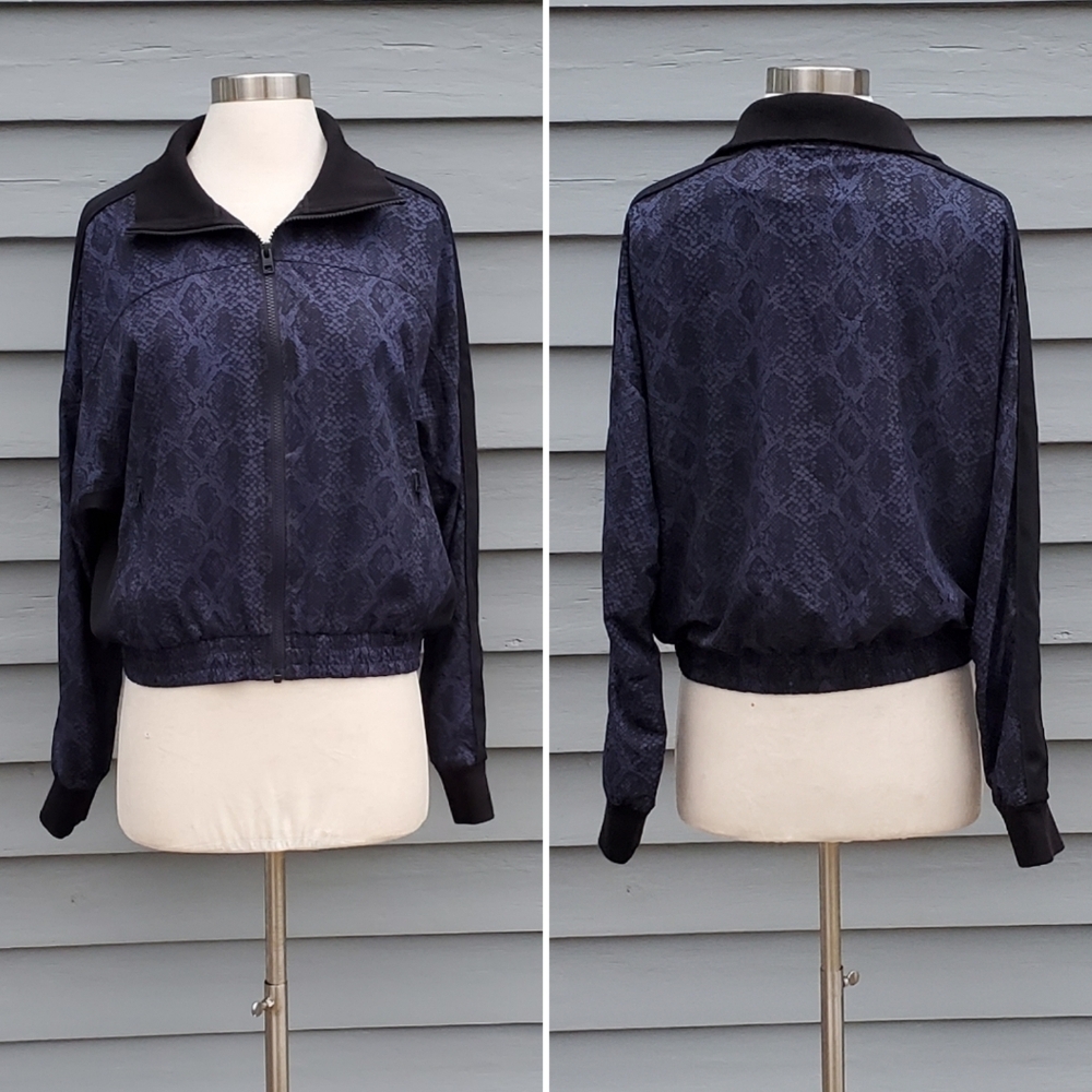 Athleta Brooklyn Snake Python Print Blue Black Tr… - image 8